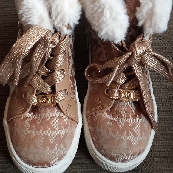 MICHAEL Michael Kors Other - Michael kors girls boots